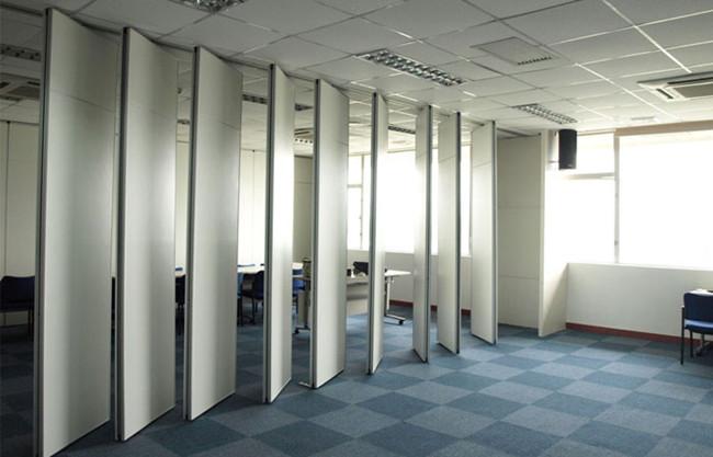 深圳办公室装修的隔断材料都有哪些分类？