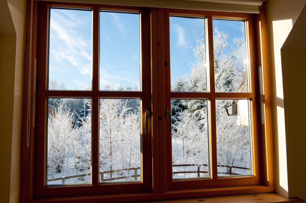 家里装修，窗户玻璃怎么选?选择多厚的玻璃合适?该注意哪些问题？
